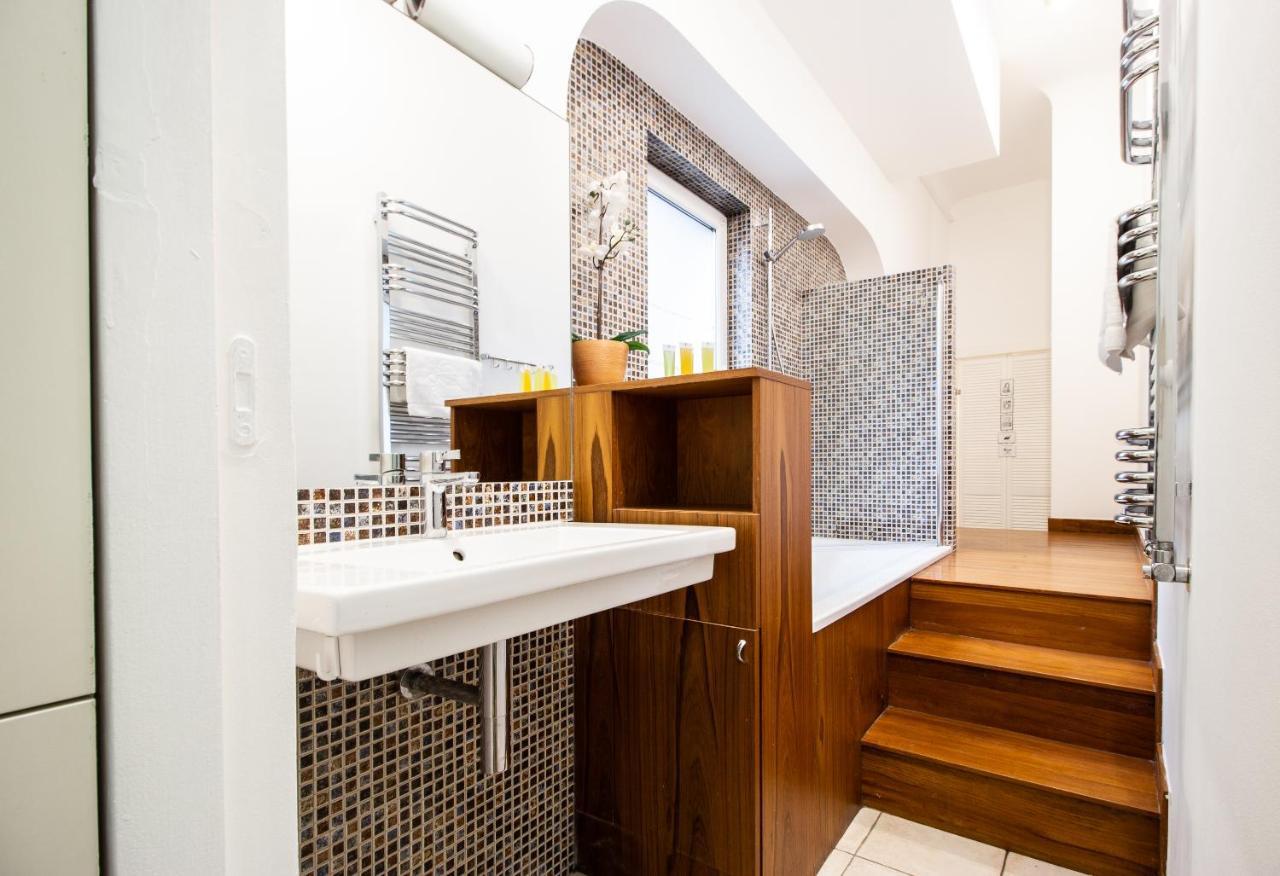 Kopernika Srodmiescie Apartment Varsovie Extérieur photo